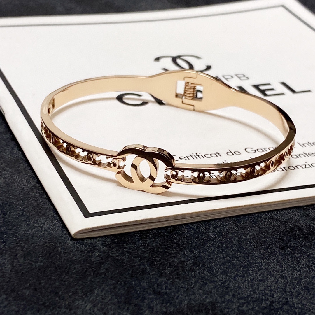 Ch**el Mother Of Pearl Bracelet Gold For Women