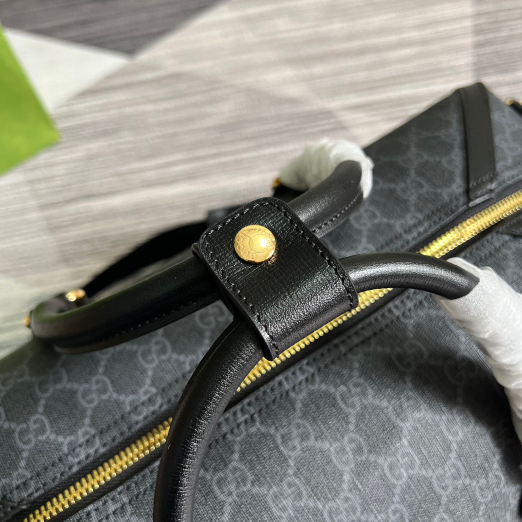 Gvc*1 Duffle Bag With Interlocking G Black 16.5in/42cm ‎696014 92THF 1000