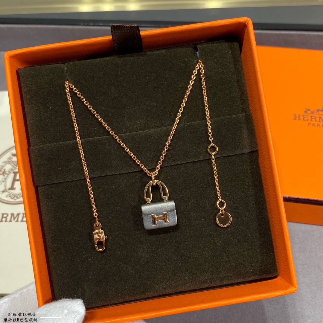 H**me5 Constance Amulets Pendant Necklace Gold Tone For Women