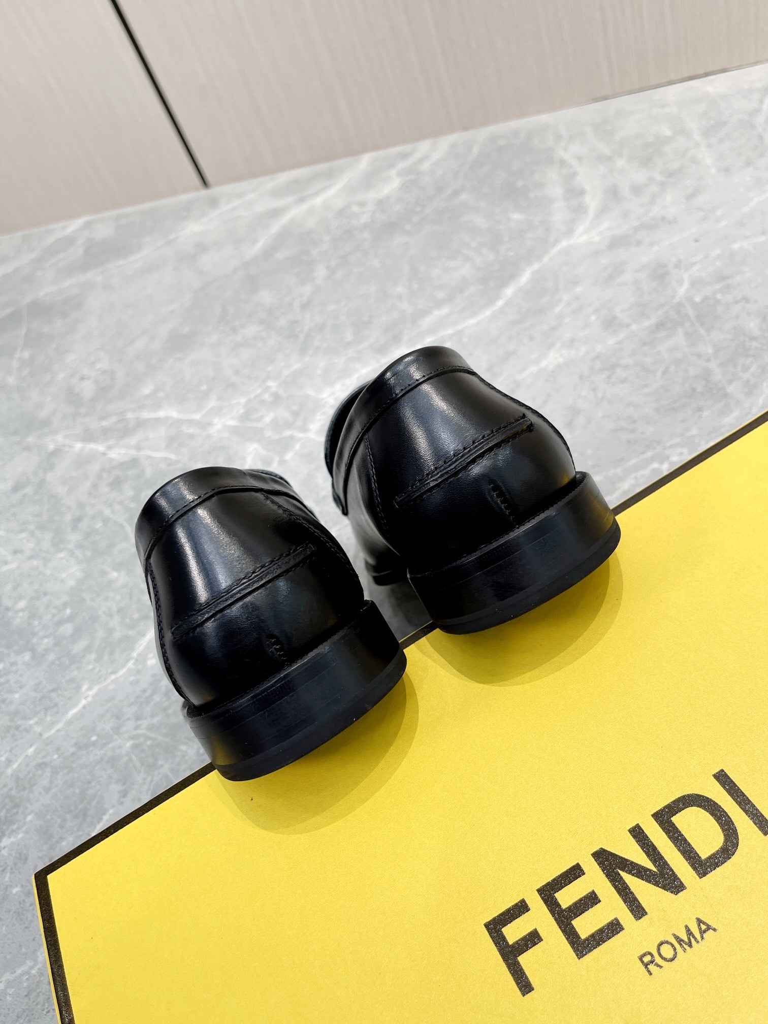 F**di FD O’Lock Loafers Black For Men