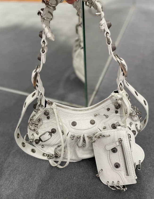 Ba1en*iaga Le Cagole XS Shoulder Bag Black/White For Women‎ 10.2in/25.9cm 671309210G81000