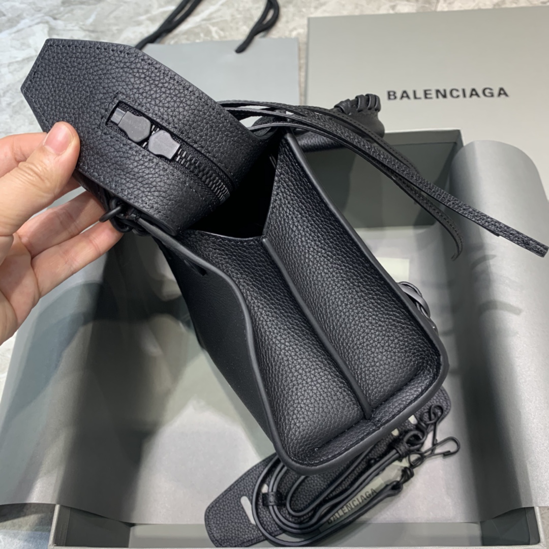 Ba1en*iaga Neo Classic Mini Handbag Black/Blue For Women‎ 8.6in/21.8cm 69806715Y471000