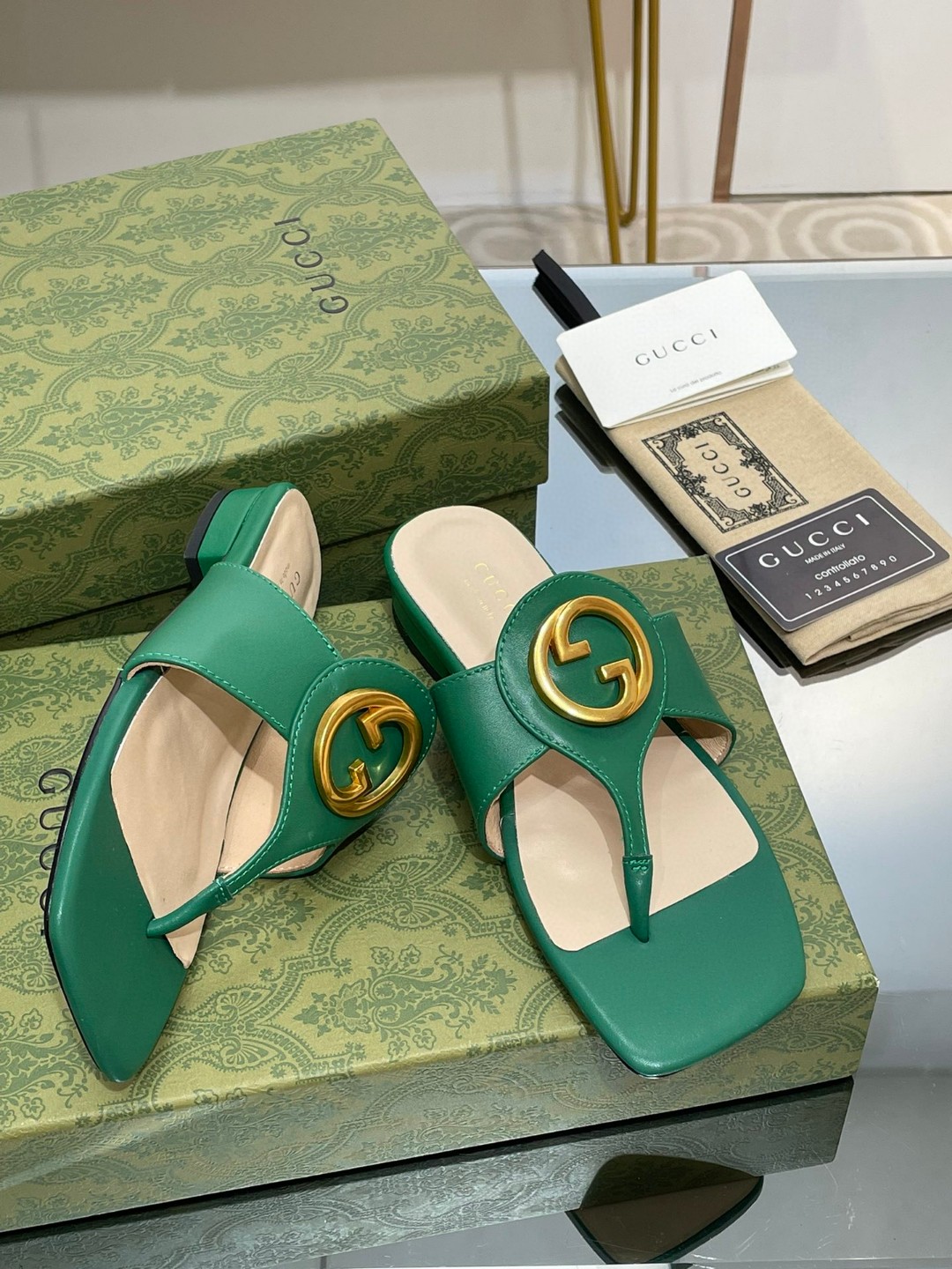 Gvc*1 Blondie Thong Sandal Green For Women 