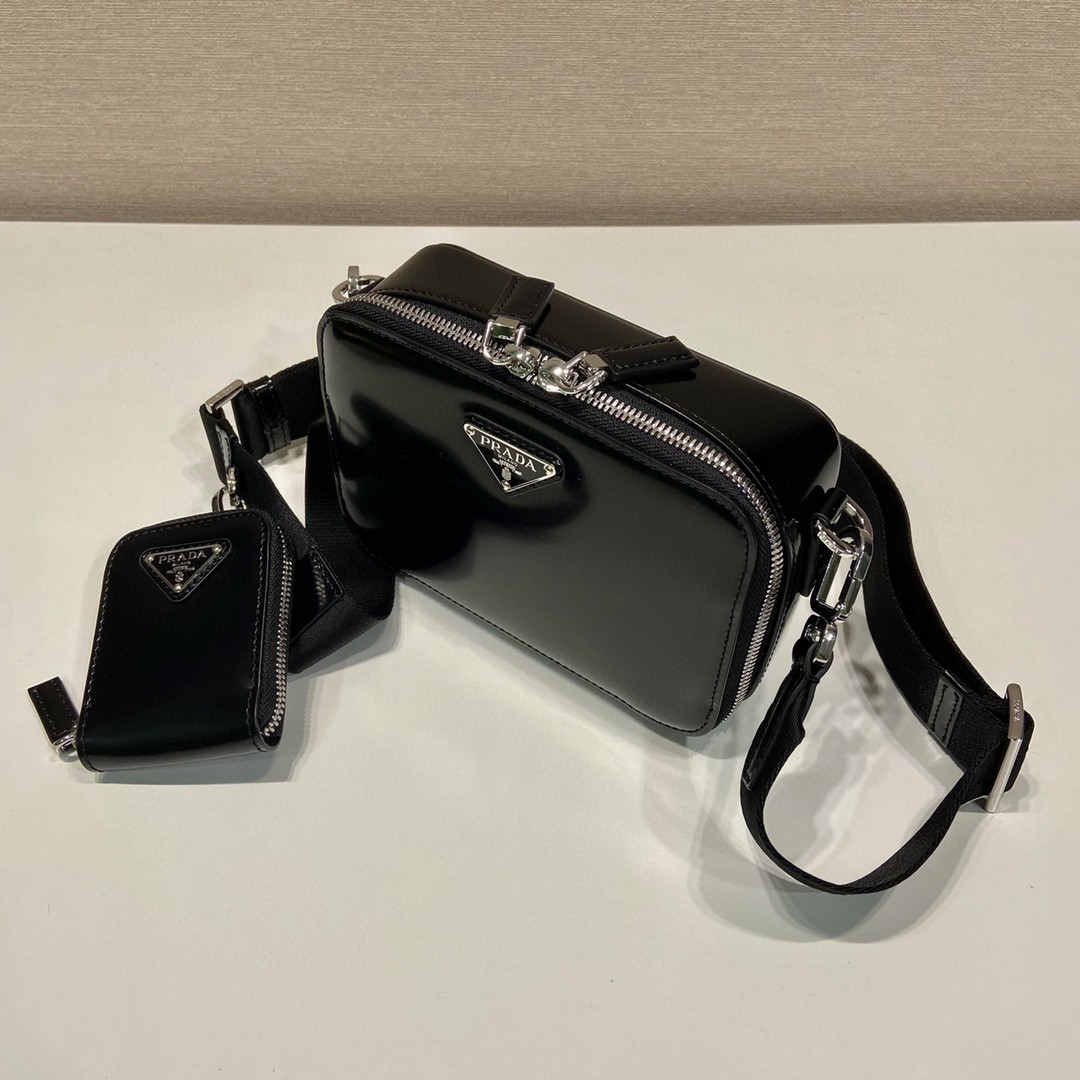Pra*a Small Pra*a Brique Bag Black For Women 7.4 in / 19 cm 2VH070_ZO6_F0002_V_ZMI