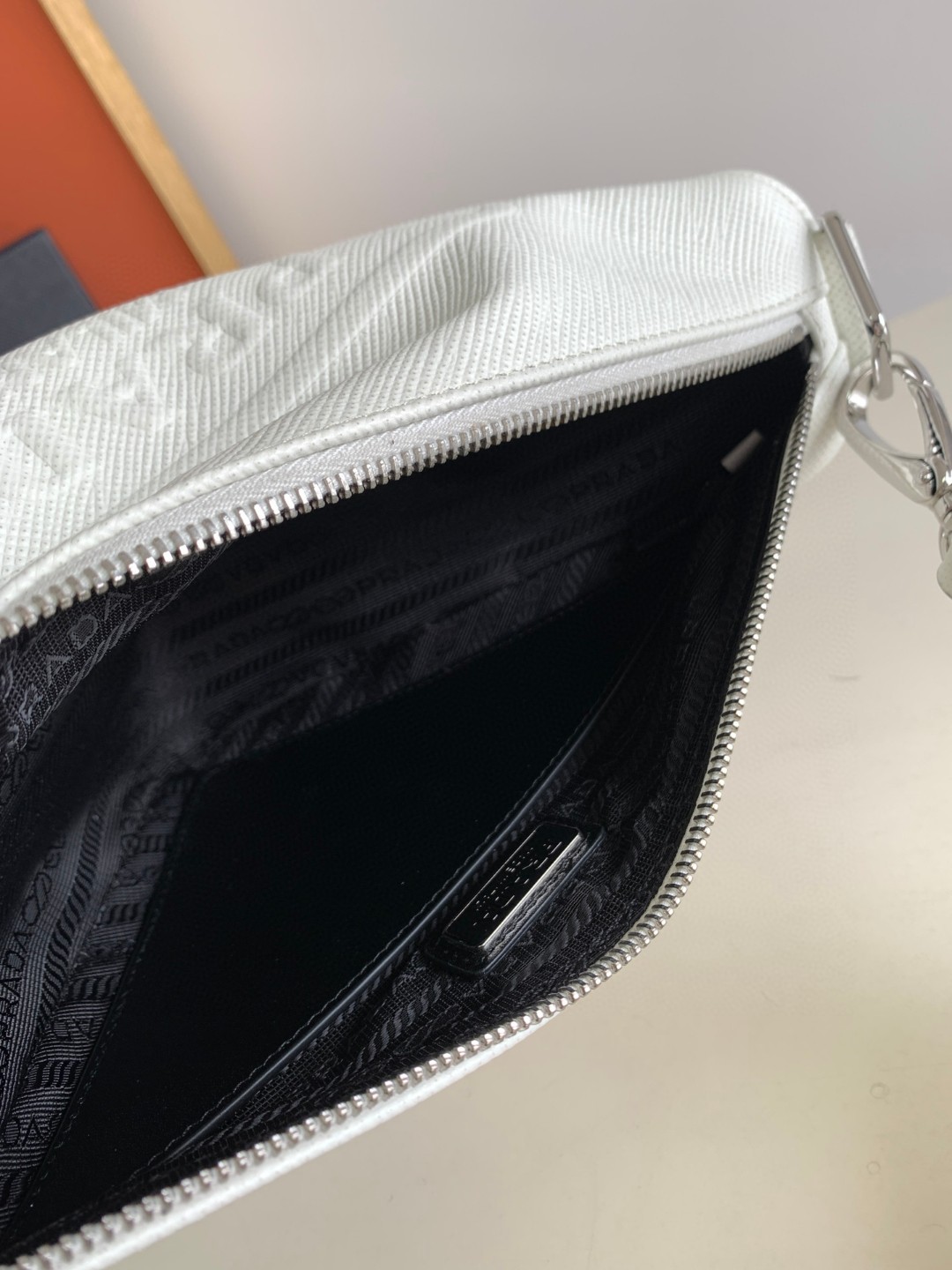 Pra*a Saffiano Pra*a Triangle Bag Green/Black/White For Women 11.1 in / 28 cm 2VH155_2FAD_F0458_V_OOO