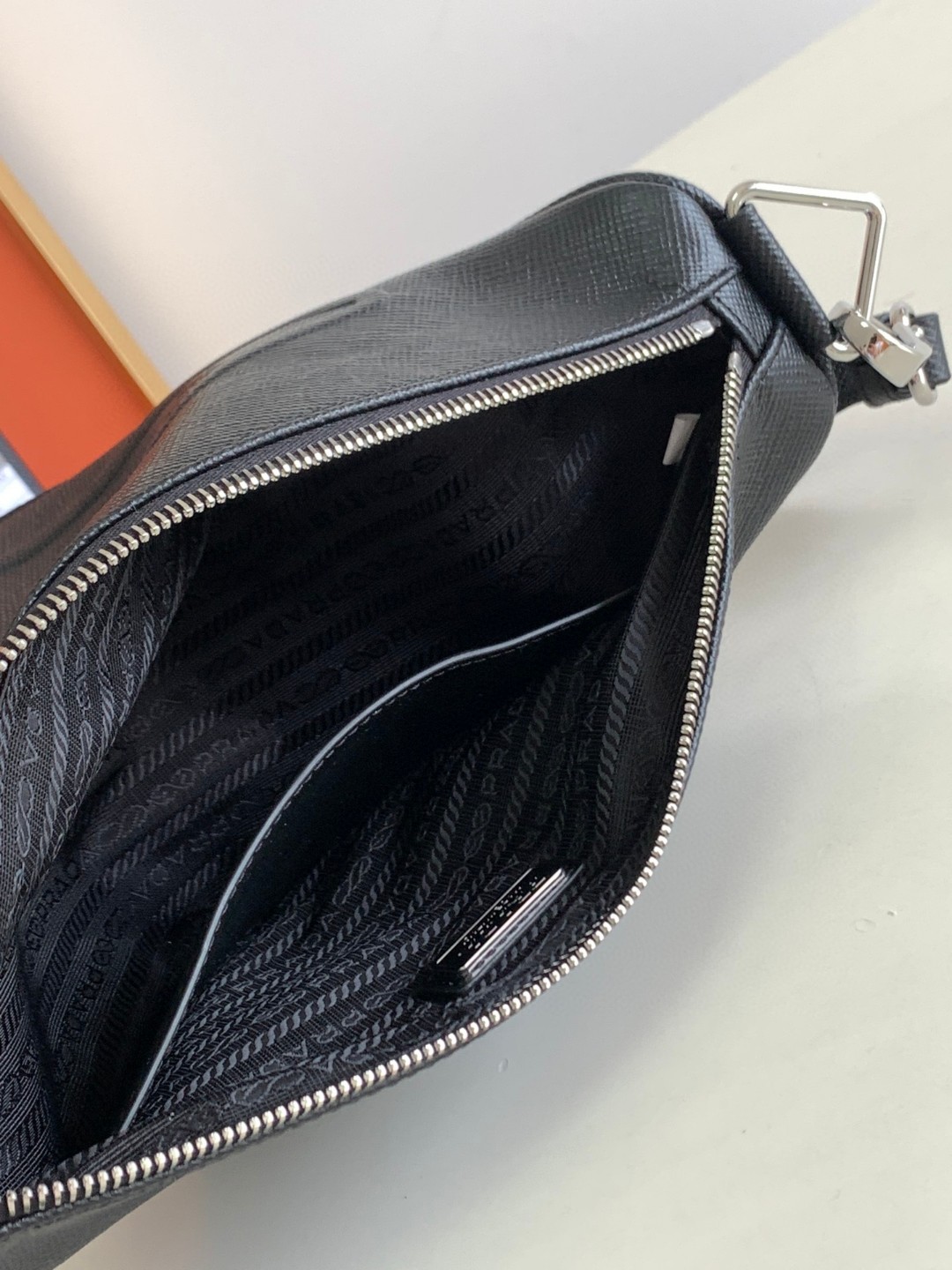 Pra*a Saffiano Pra*a Triangle Bag Green/Black/White For Women 11.1 in / 28 cm 2VH155_2FAD_F0458_V_OOO