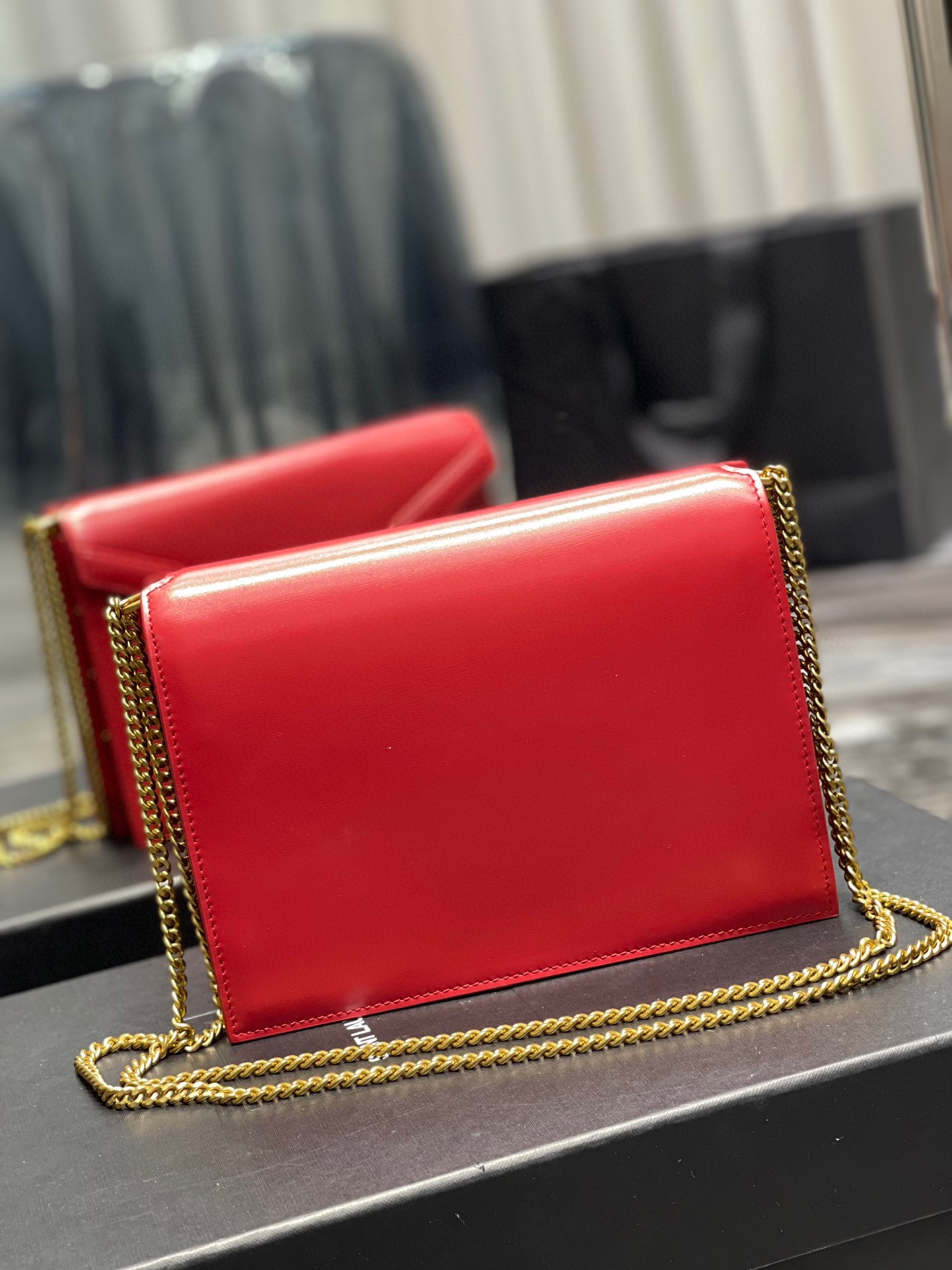 Sa1nt Lau*nt Cassandra Medium Chain Bag Black/White/Red/Green/Burgundy For Women‎ 8.6in/22cm