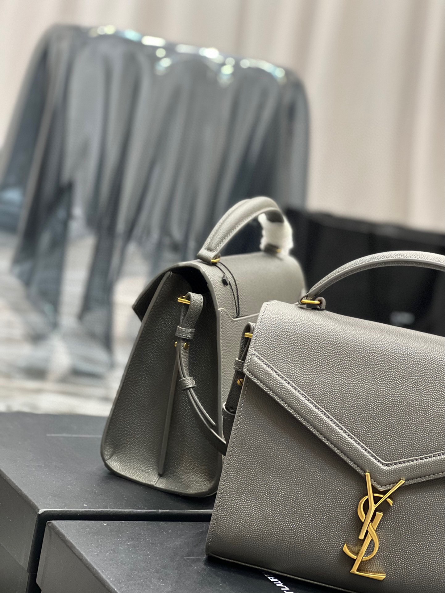 Sa1nt Lau*nt Cassandra Medium Top Handle Bag Black/Burgundy/Green/Grey/Light Yellow For Women‎ 9.6in/24.5cm 6239310SX0W2045