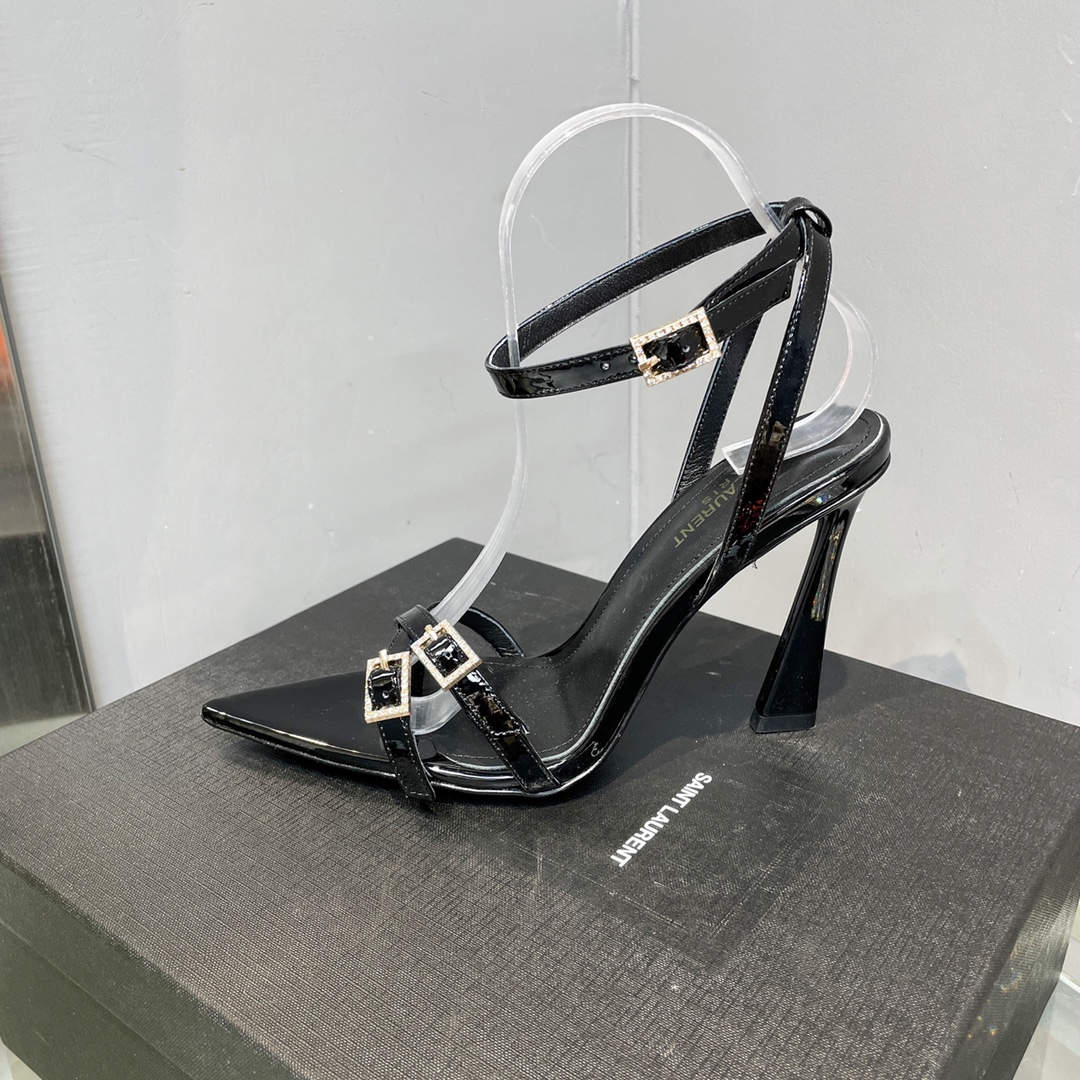Sa1nt Lau*nt Lila Sandals In Patent Black For Women