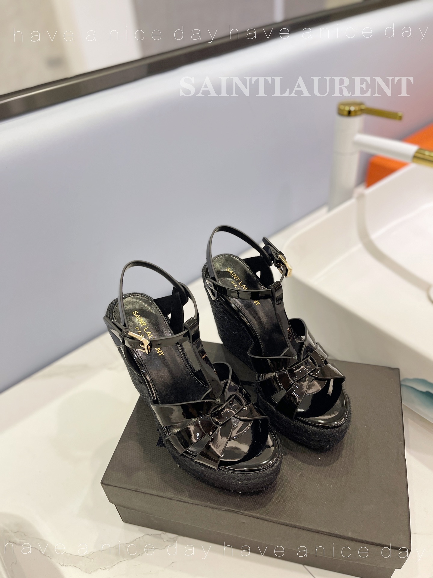 Sa1nt Lau*nt Tribute Espadrilles In Patent Black For Women