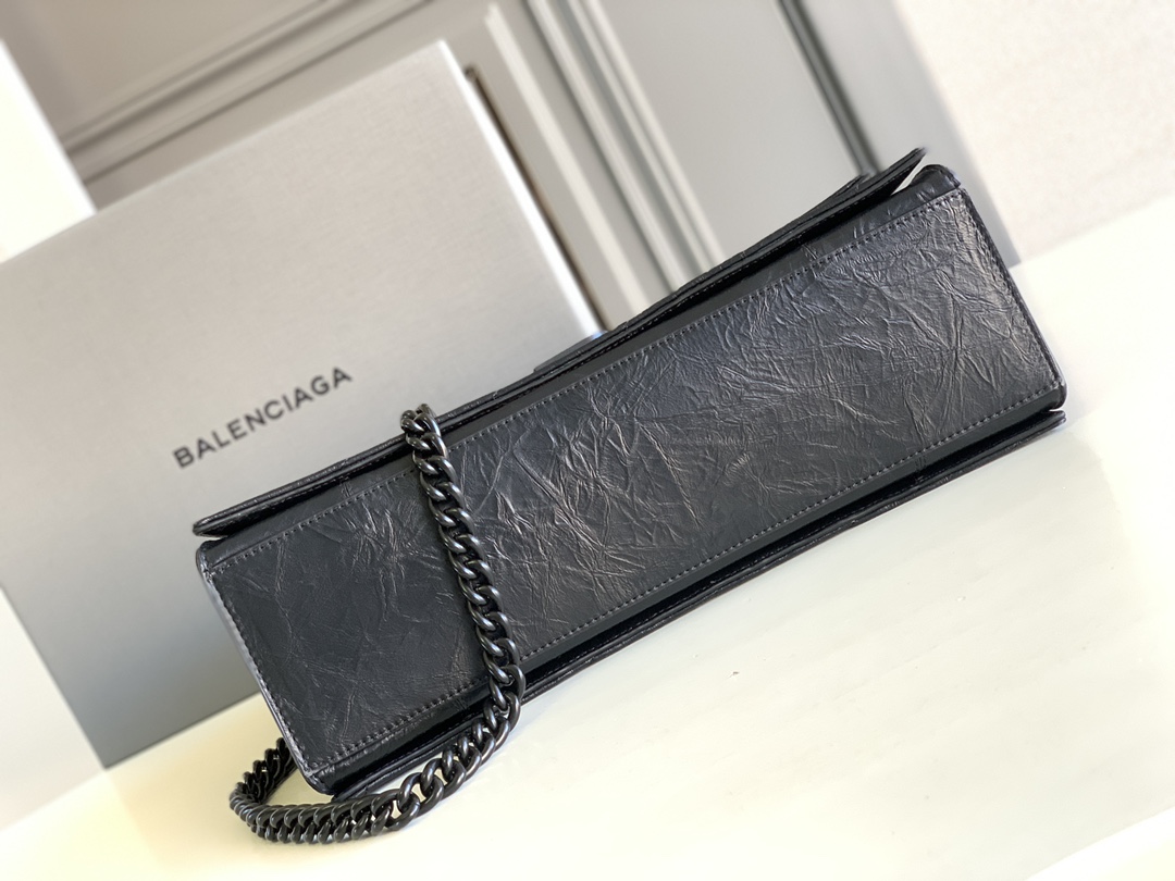 Ba1en*iaga Crush Medium Chain Bag Quilted In Black For Women 12.2in/31cm 716393210IY1000