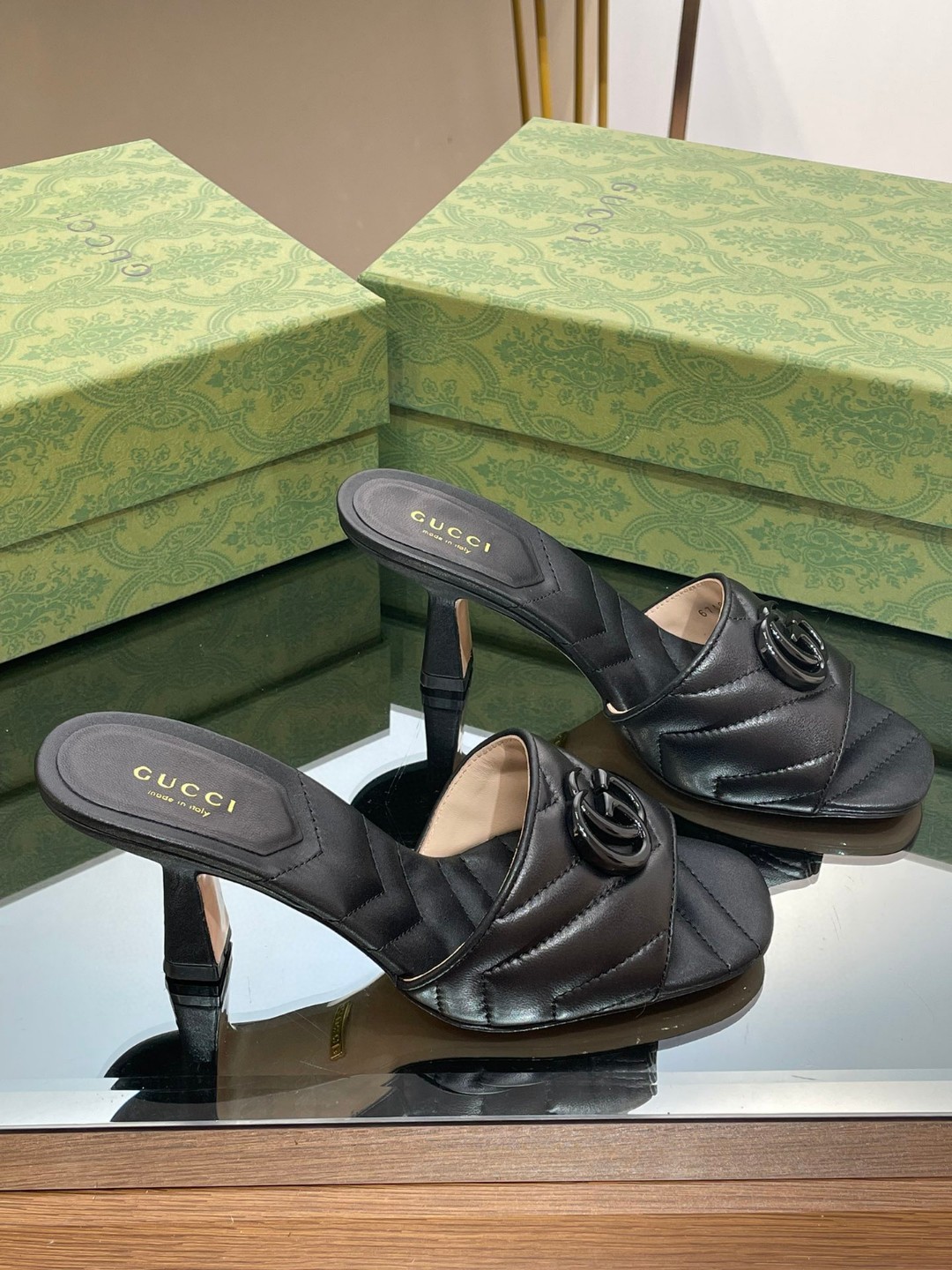Gvc*1 Double G Slide Sandal Black For Women
