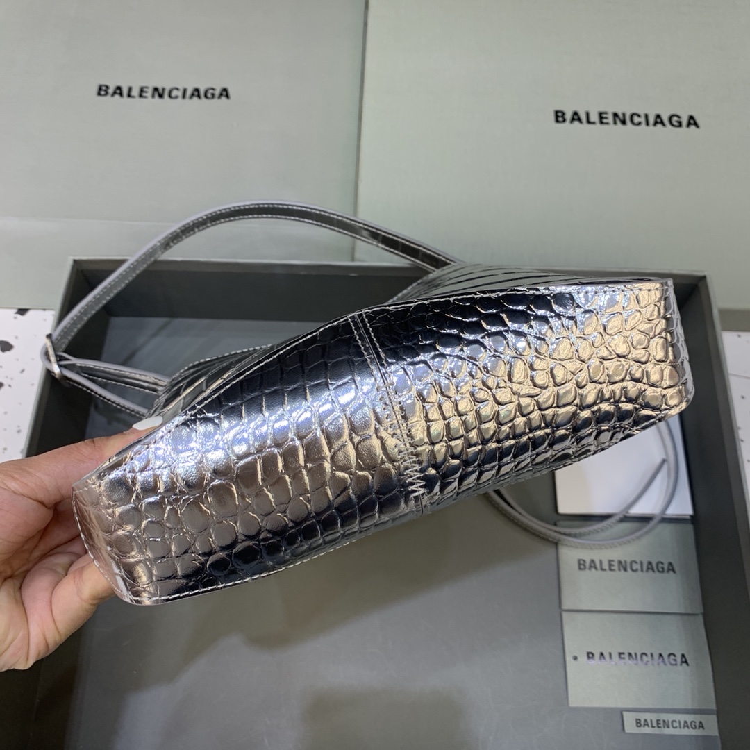 Ba1en*iaga Small Hobo Bag Metalic Sliver Tone For Women 9in/23 cm