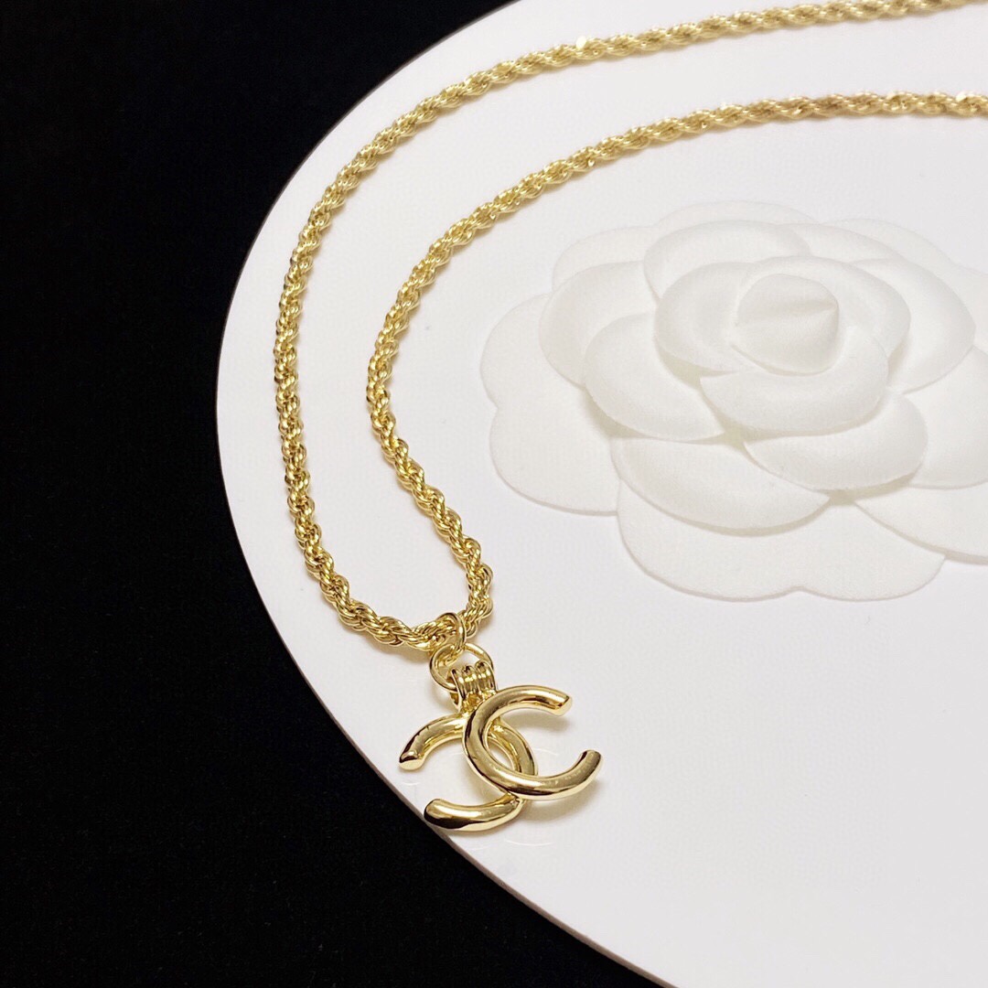 Ch**el CC Necklace Gold For Women