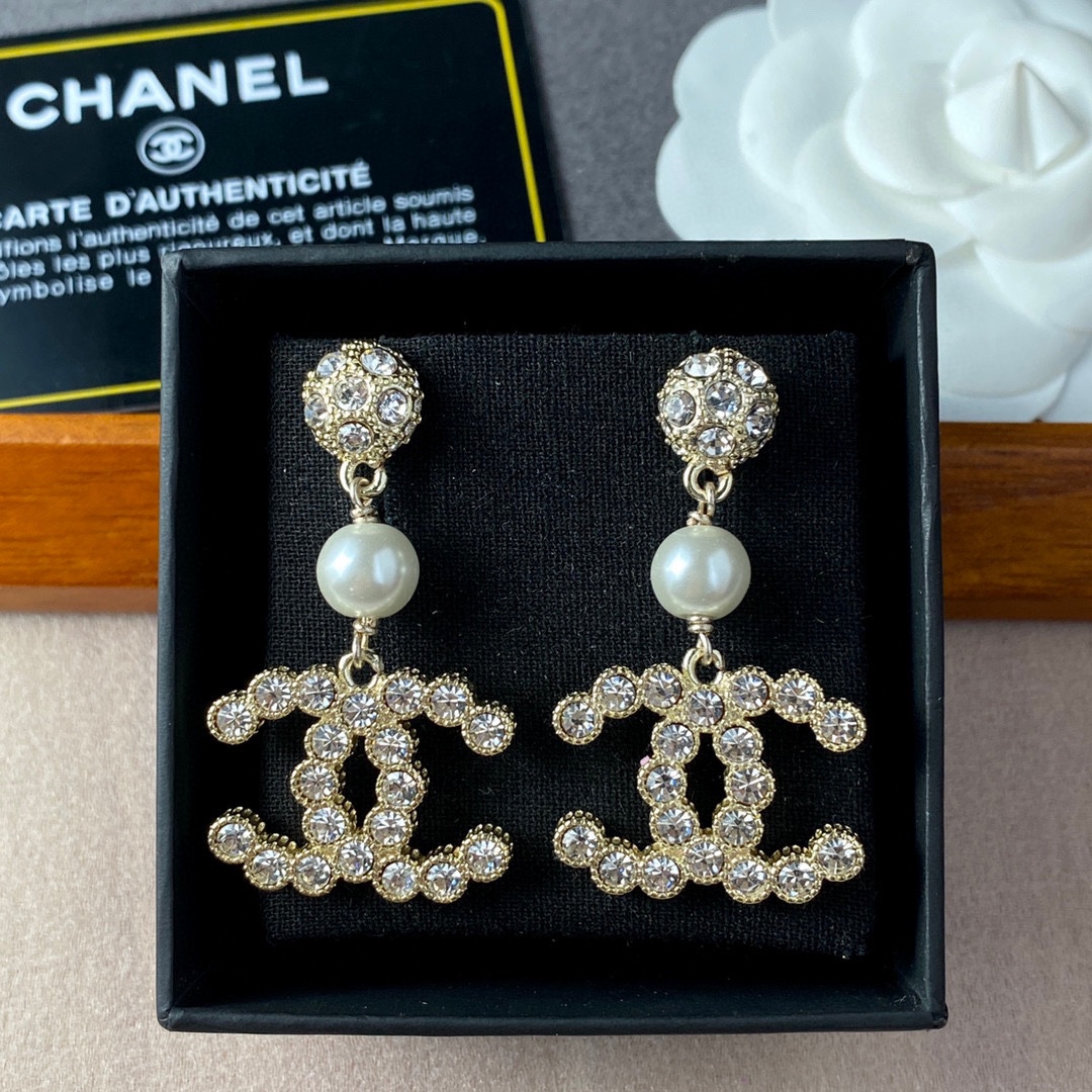 Ch**el Double C Earrings Gold For Women