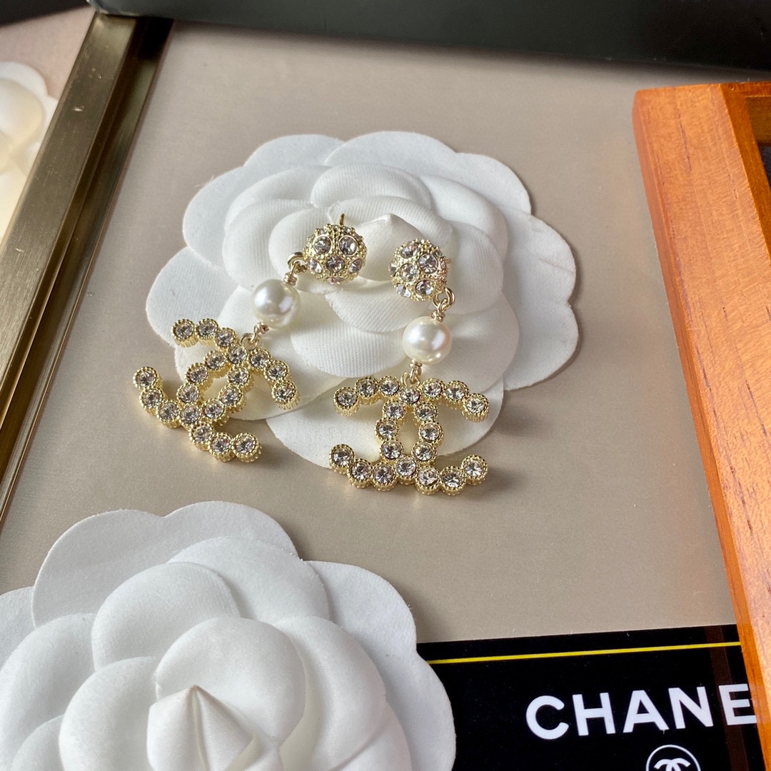 Ch**el Double C Earrings Gold For Women