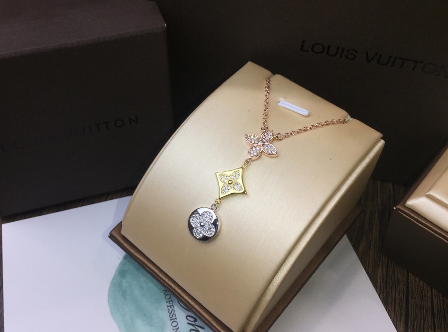 L0vis Vvtt0n Flower Necklace Silver For Women