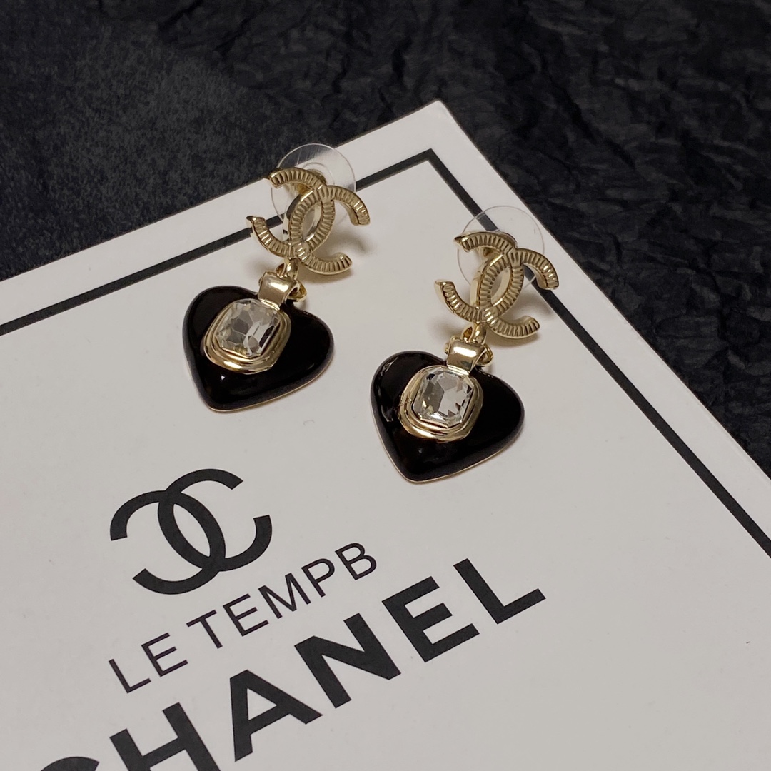 Ch**el Heart Earrings Black For Women