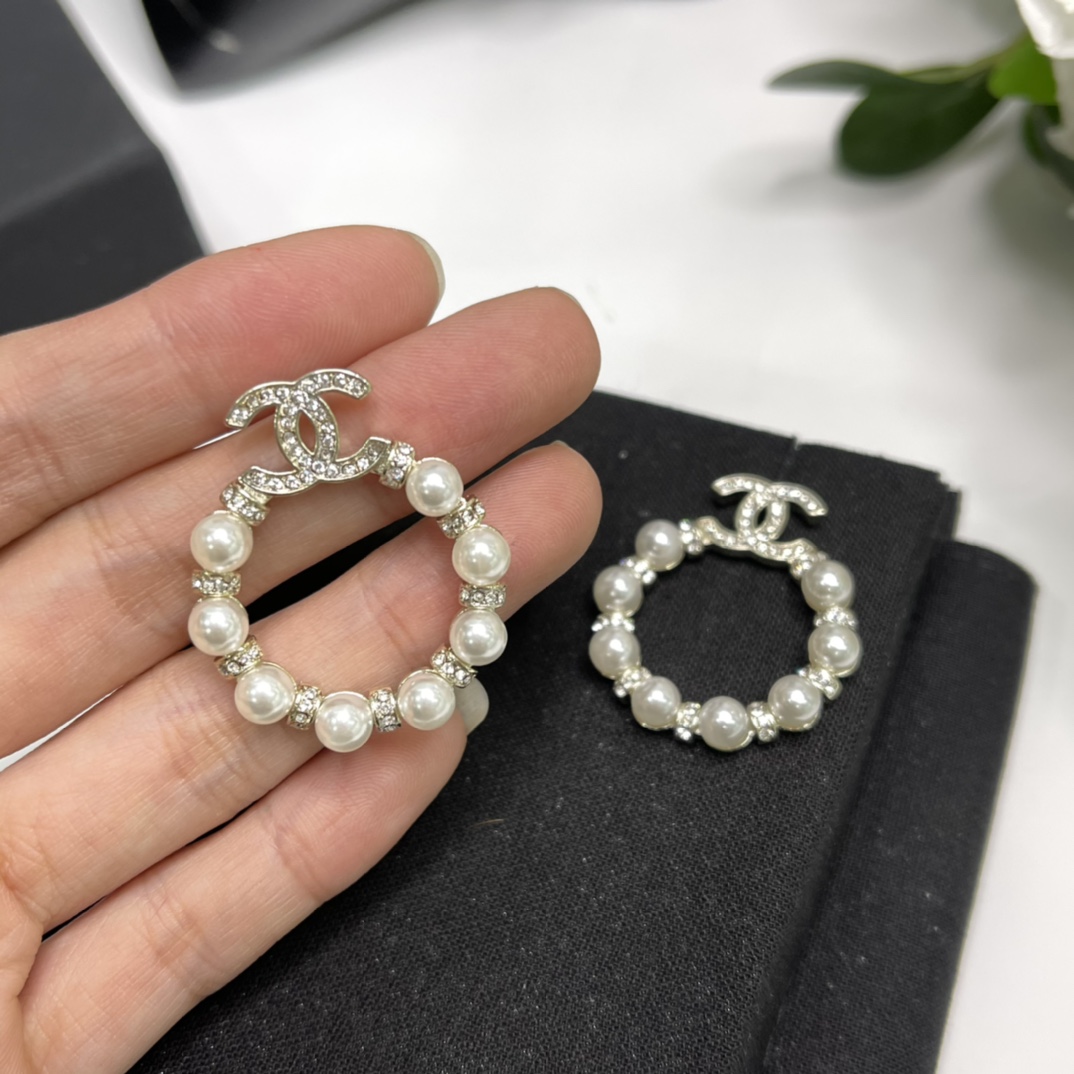 Ch**el Mini Pearl Border Circle Frame Earrings Gold Tone For Women