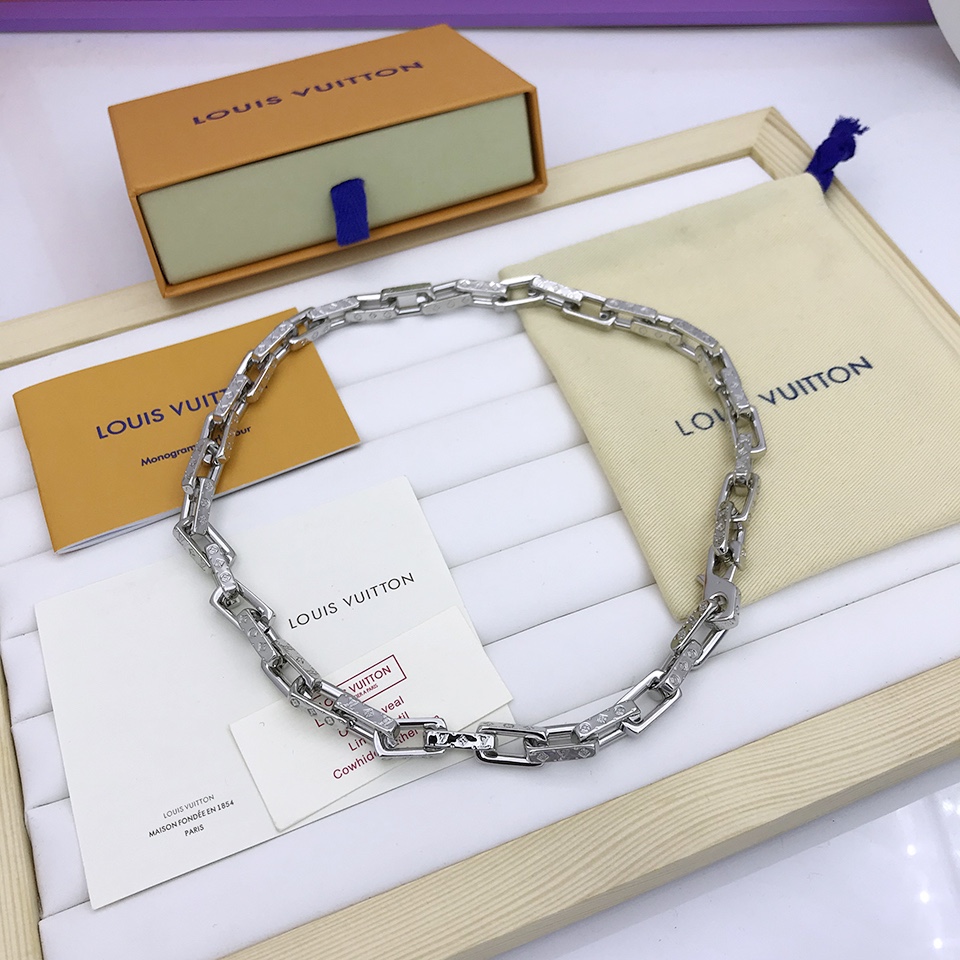 L0vis Vvtt0n Monogram Chain Necklace Silver Tone For Men M00307