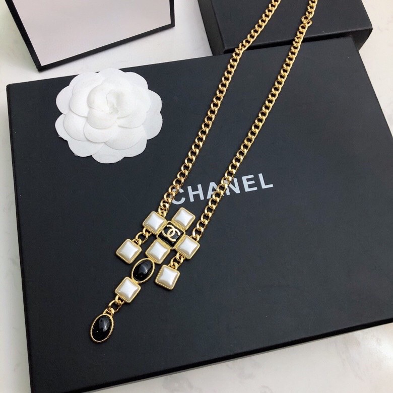 Ch**el Morden Stone Necklace Gold Tone For Women