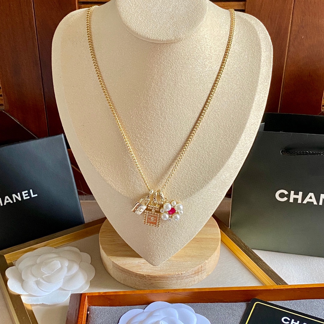Ch**el Padlock Necklace Gold For Women