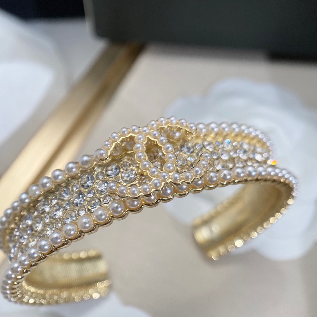 Ch**el Pearls Bracelet Gold For Women