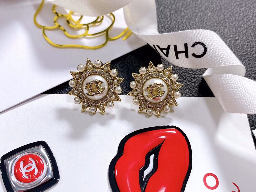 Ch**el Stud Earrings Gold For Women