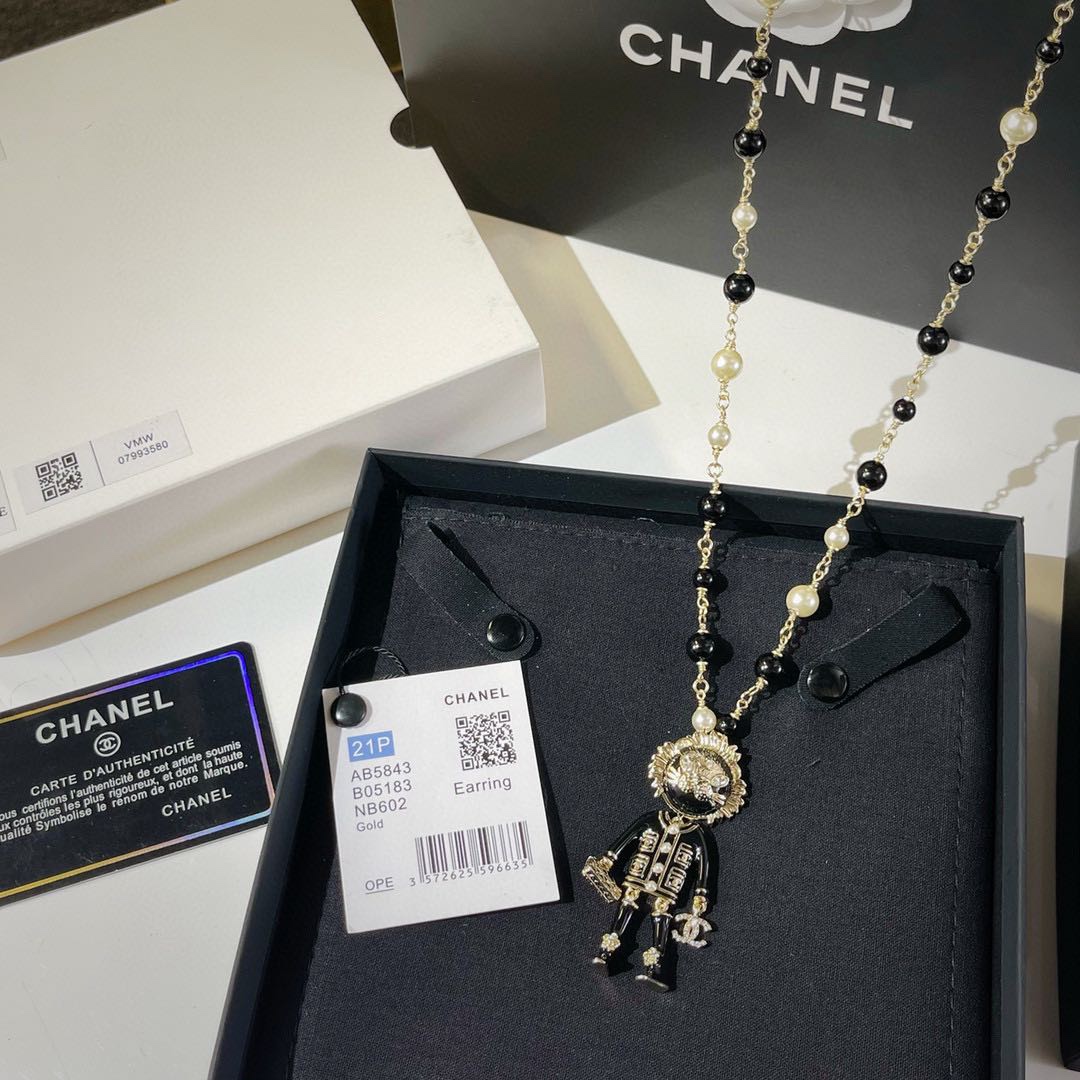 Ch**el Pearl Necklace Gold For Women