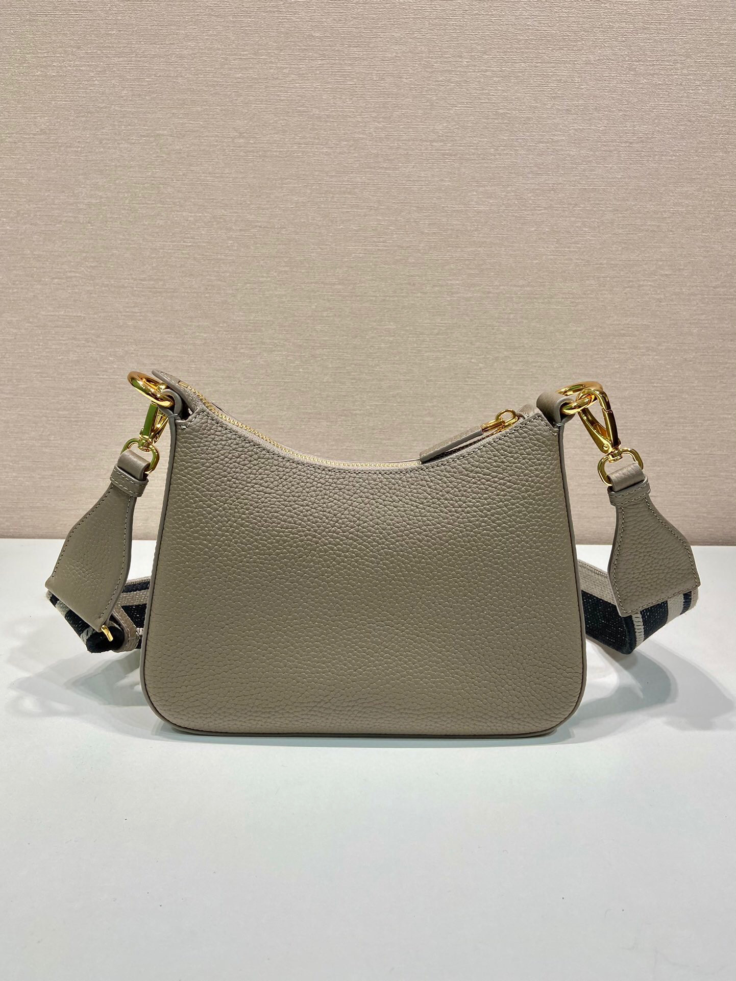 Pra*a Shoulder Bag In Grey For Women 9.5 in/ 24 cm 1BH193_2DKV_F0JDS_V_3OO