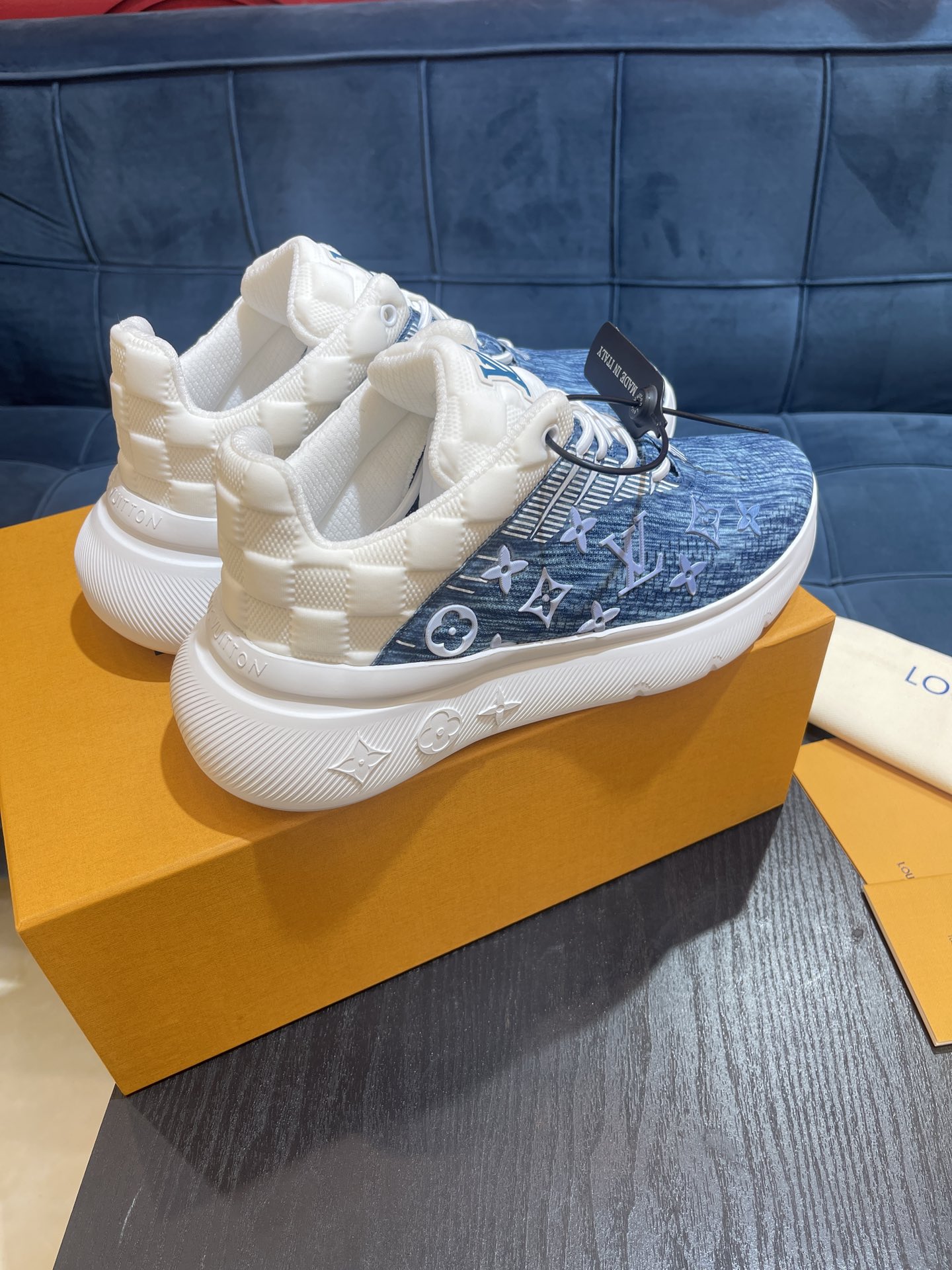 L0vis Vvtt0n Show Up Sneaker Blue For Men 1AA48E