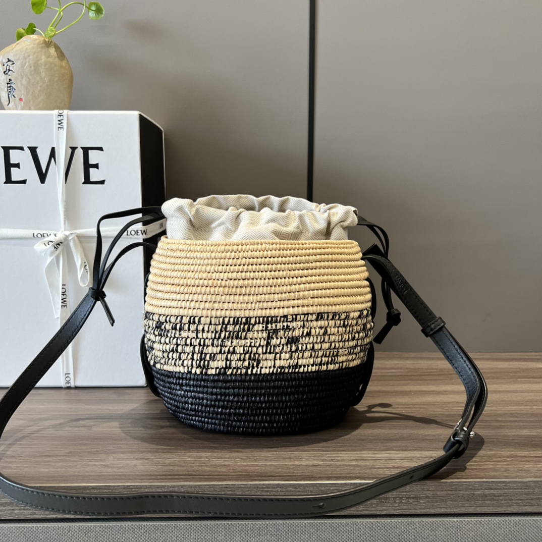 L0ew* Beehive Basket Bag Beige/Black For Women 7.9in / 20cm