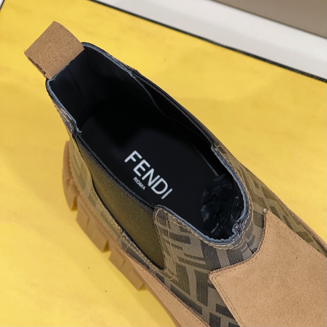 F**di Chelsea Boots Brown For Men