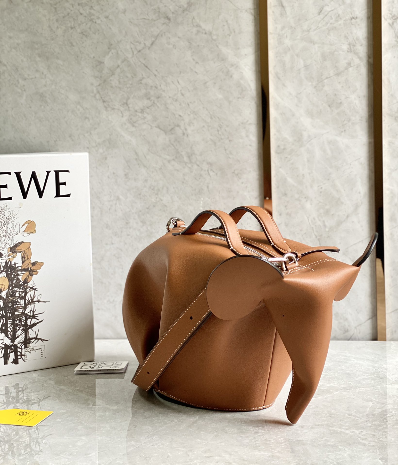 L0ew* Large Elephant Bag Brown For Women 14.2in / 36cm B623A18X01