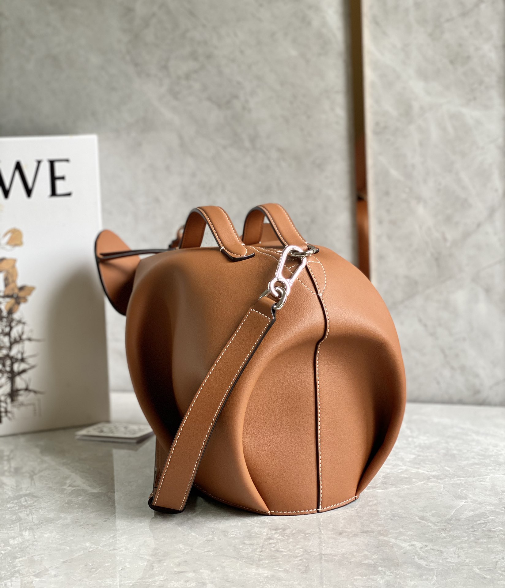 L0ew* Large Elephant Bag Brown For Women 14.2in / 36cm B623A18X01
