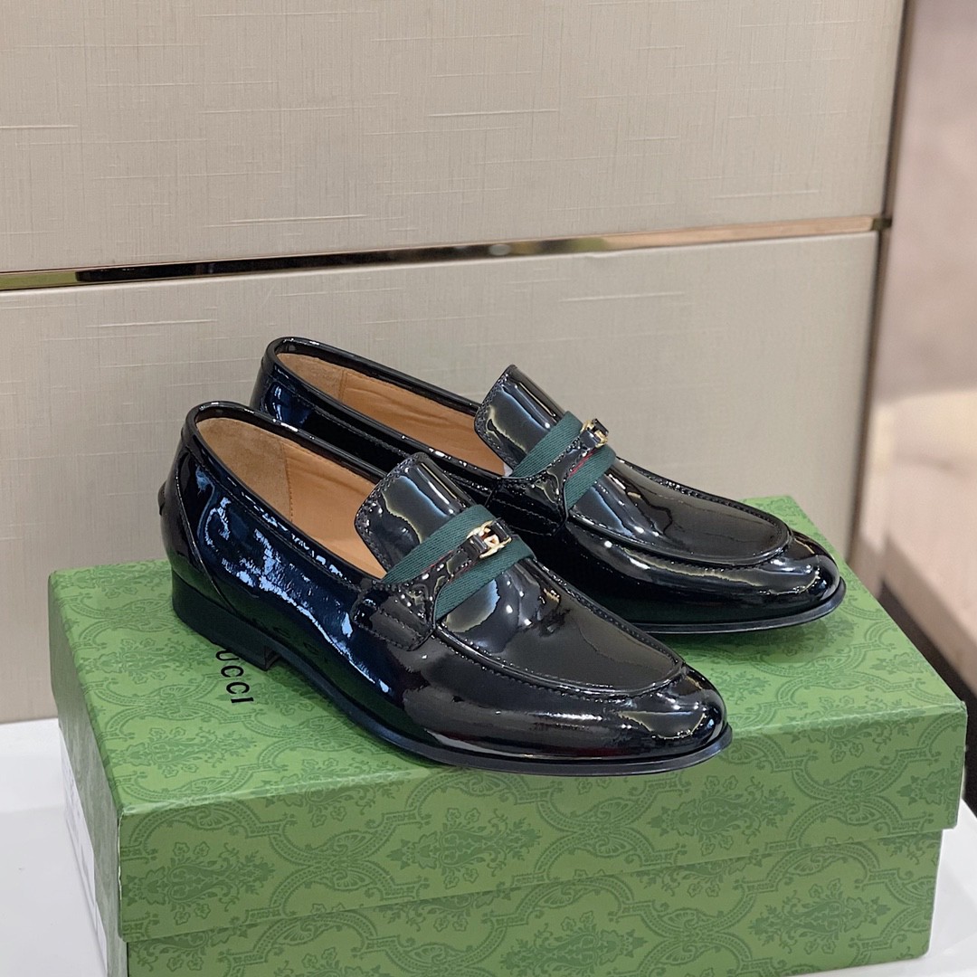 Gvc*1 Loafer With Interlocking G Black For Men