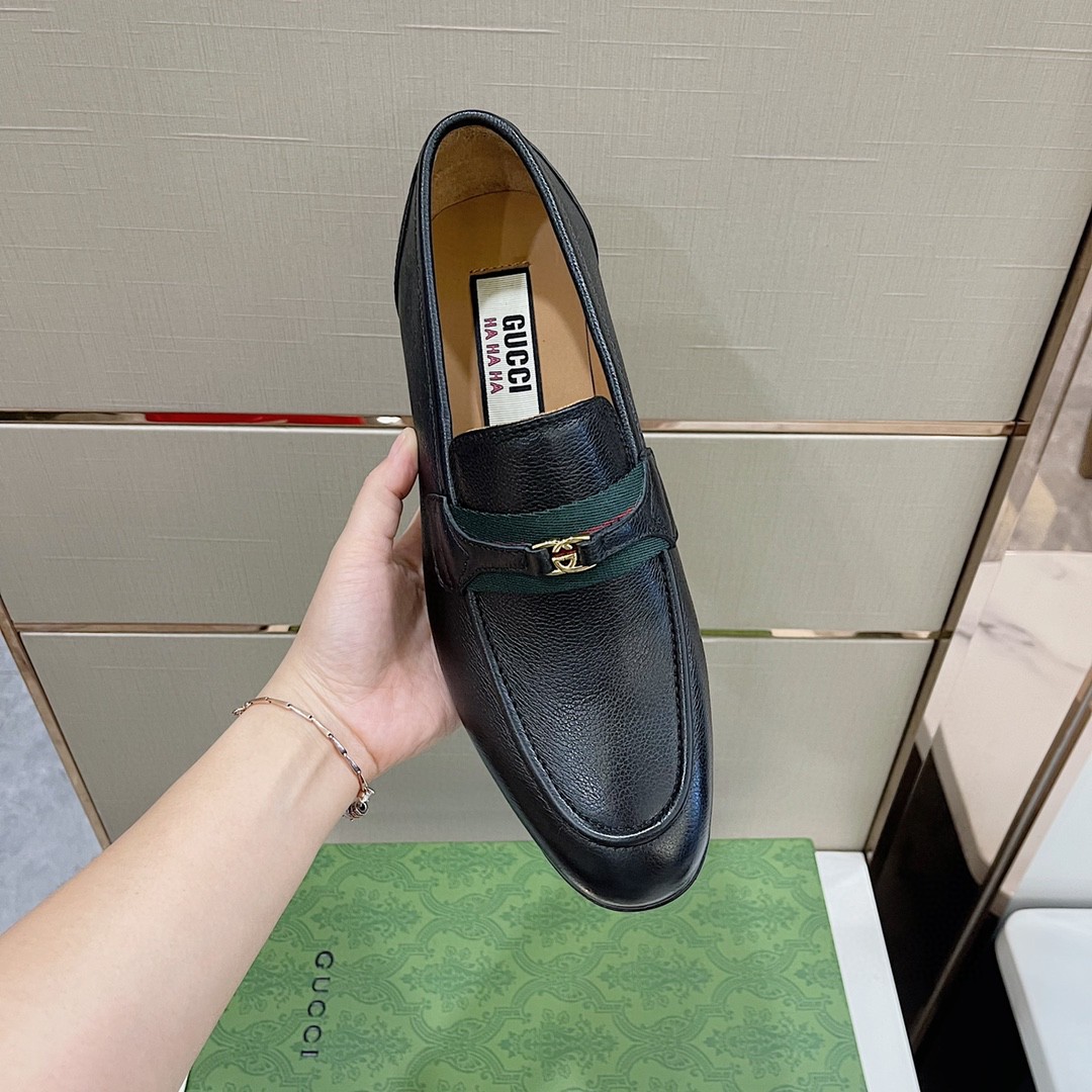 Gvc*1 Loafer With Interlocking G Black For Men