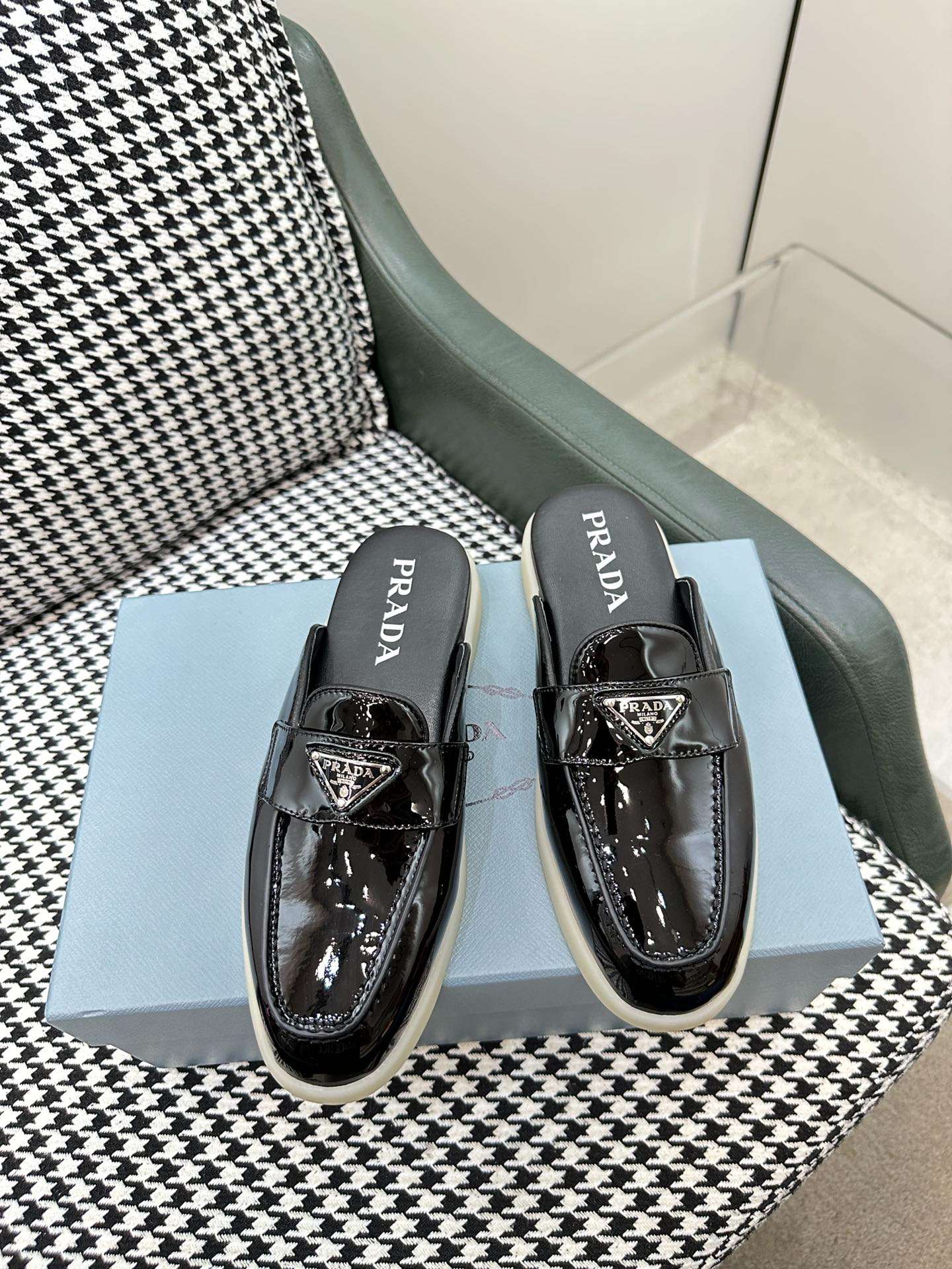 Pra*a Brushed Sabots Black For Women