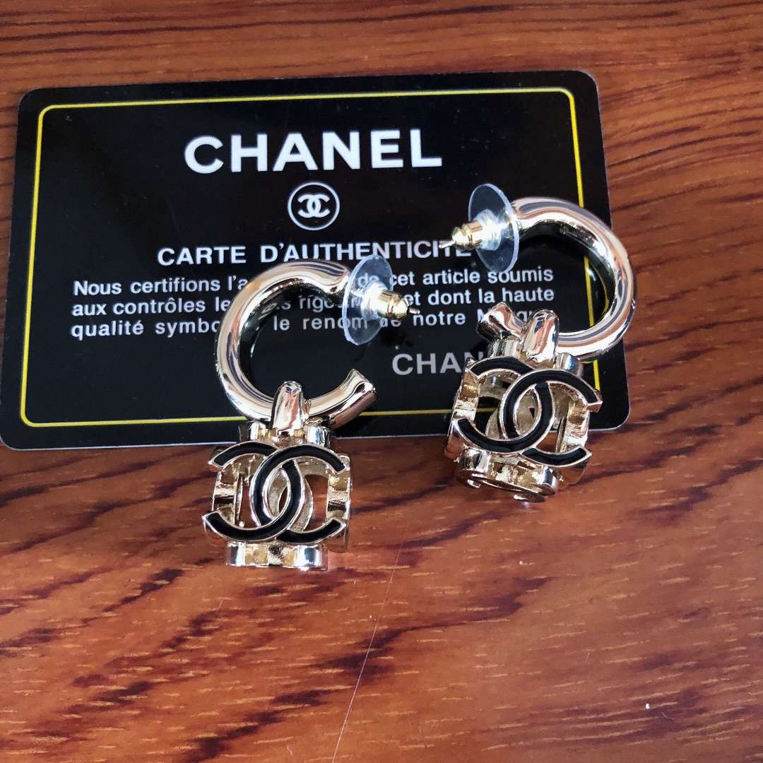Ch**el Square Earrings Black For Women