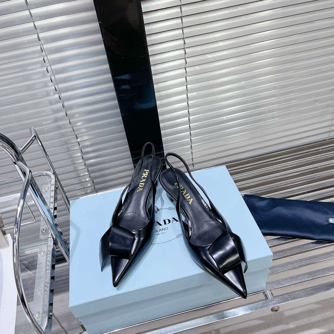 Pra*a Frill Slingback Pumps Black For Women