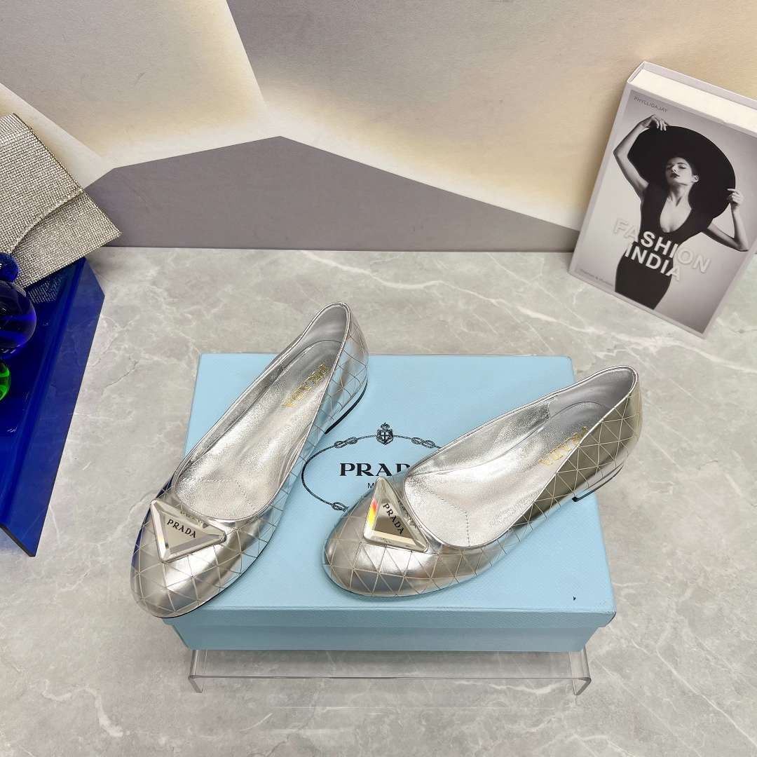 Pra*a Nappa Ballerinas Silver For Women