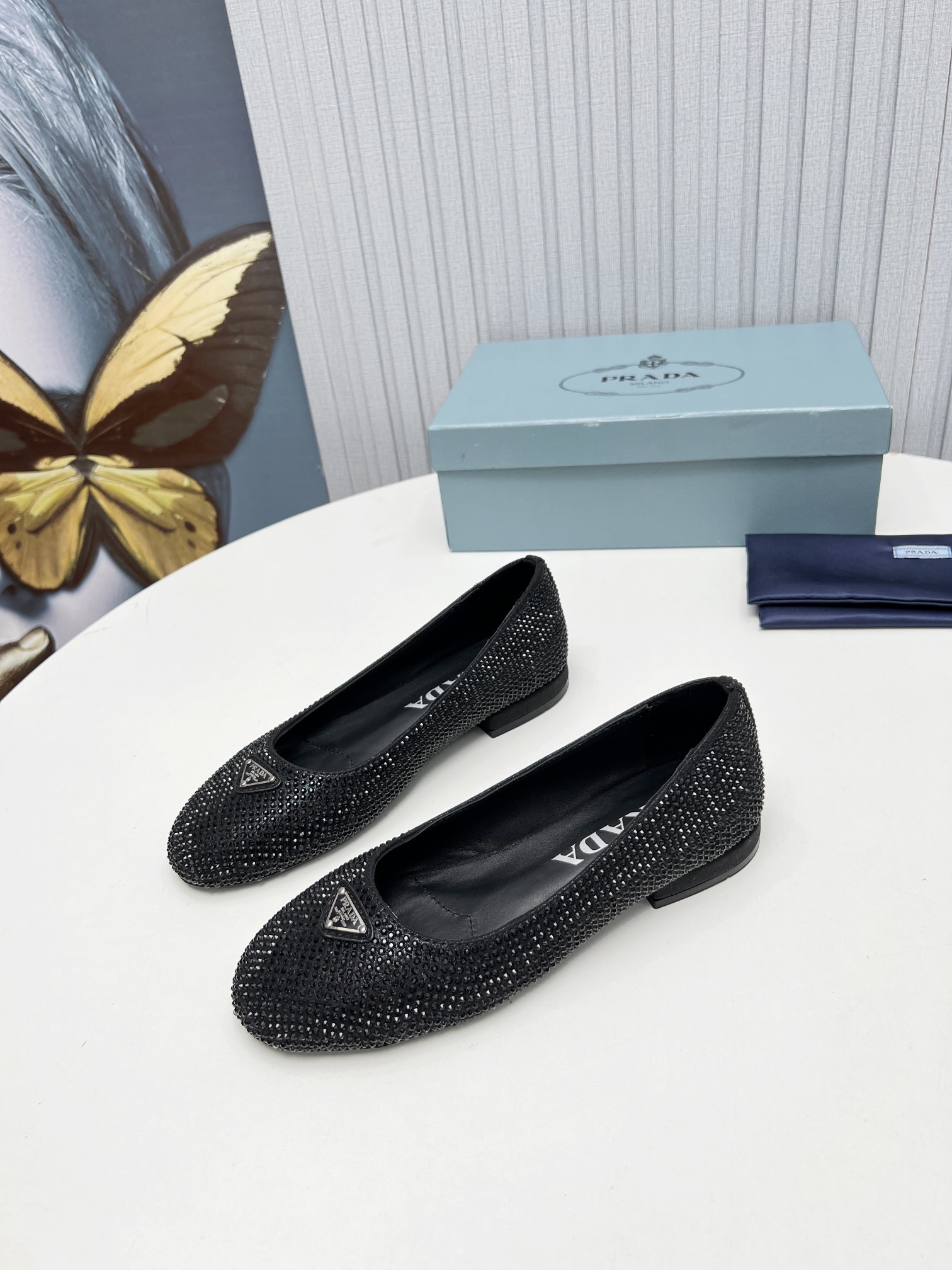 Pra*a Patent Ballerinas Black For Women