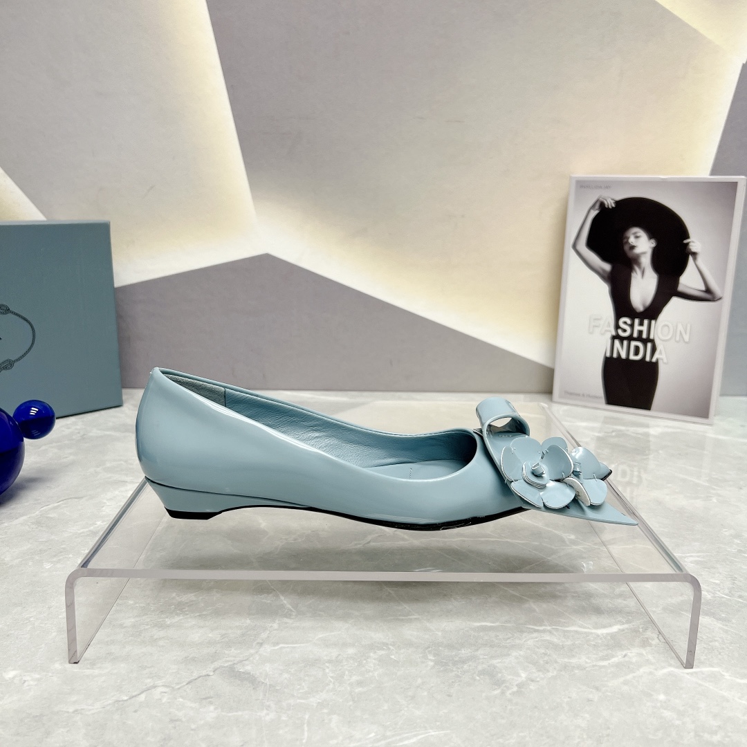 Pra*a Patent Pumps Jade Green For Women