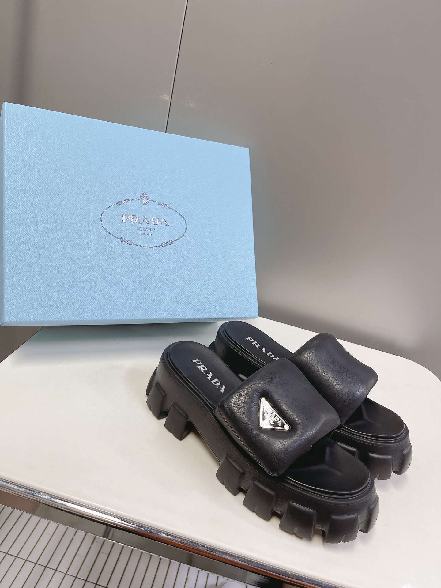 Pra*a Soft Padded Slides Black For Women