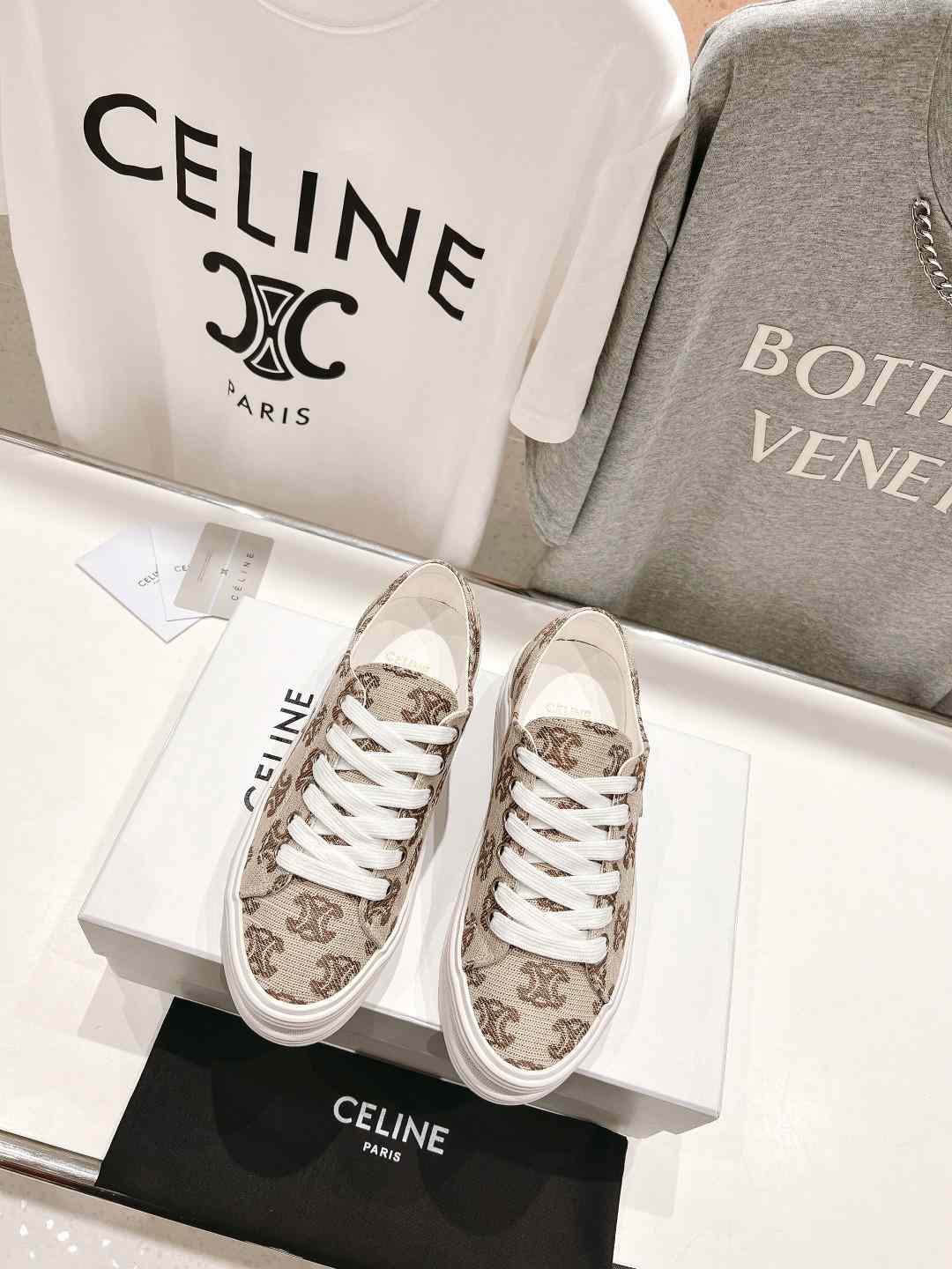 Ce1i*e Triomphe Sneakers In Canvas Beige For Women