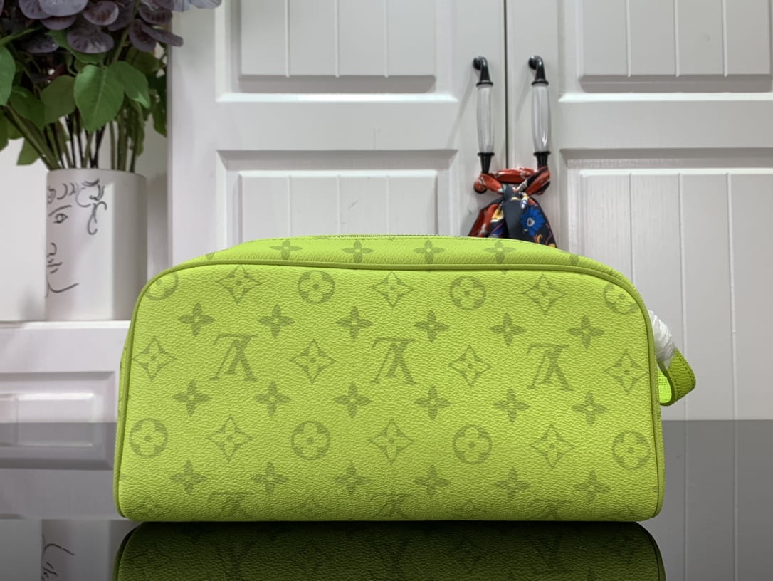 Dopp Kit Light Green 28cm/ 11 in