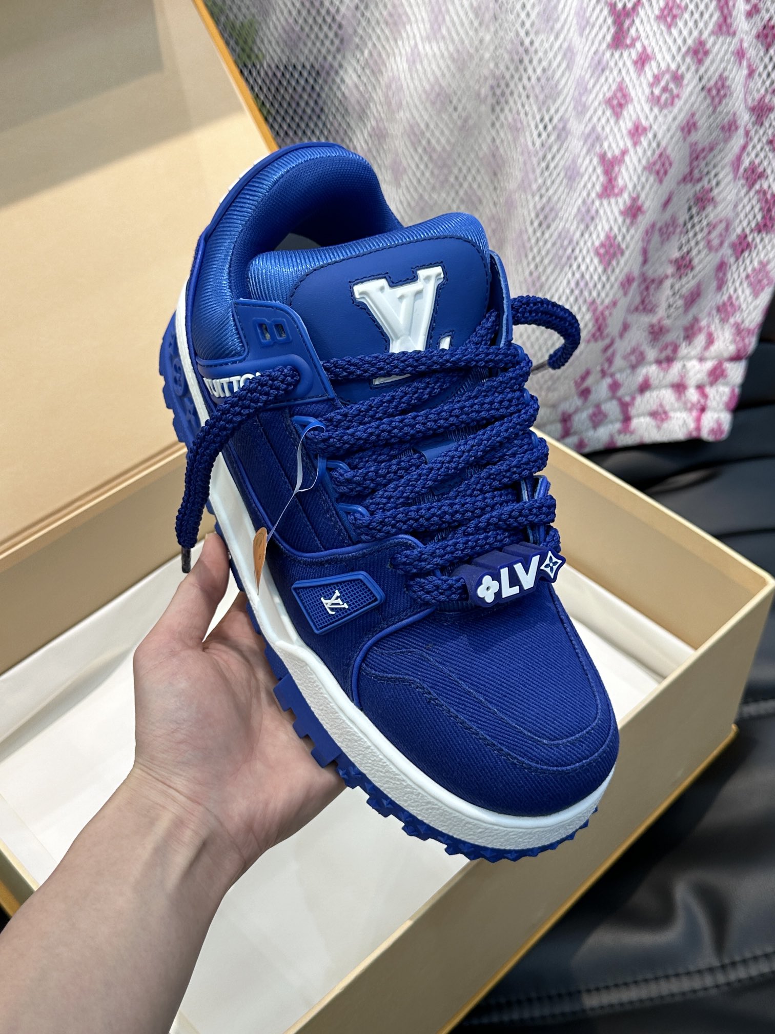 L0vis Vvtt0n Trainer Maxi Sneaker LV Blue For Women