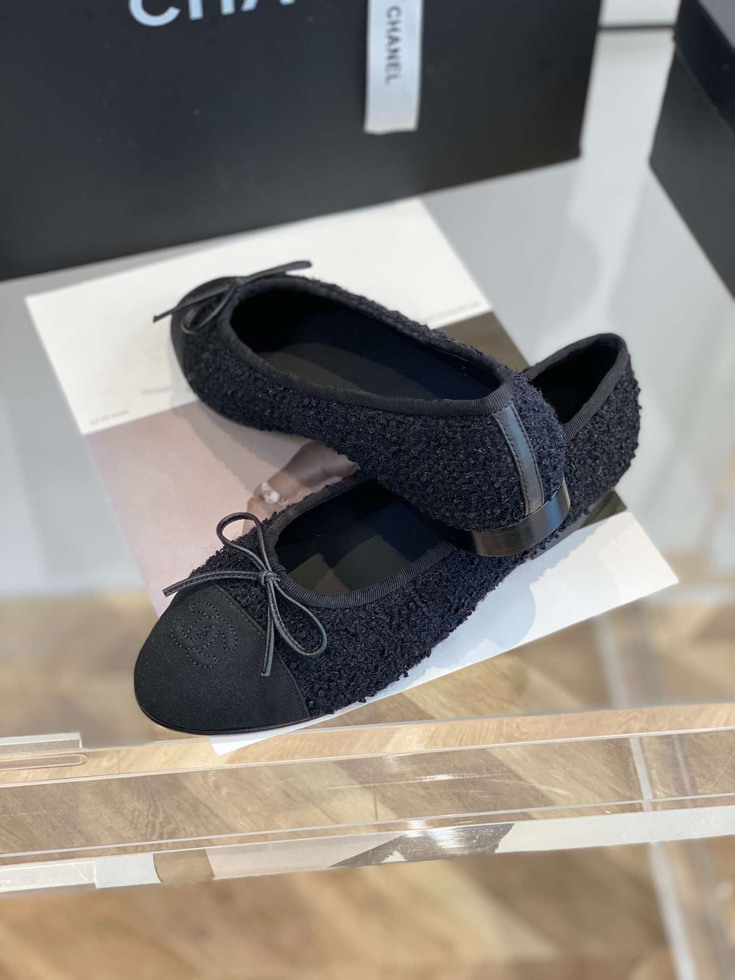 Ch**el Ballet Flats Black For Women