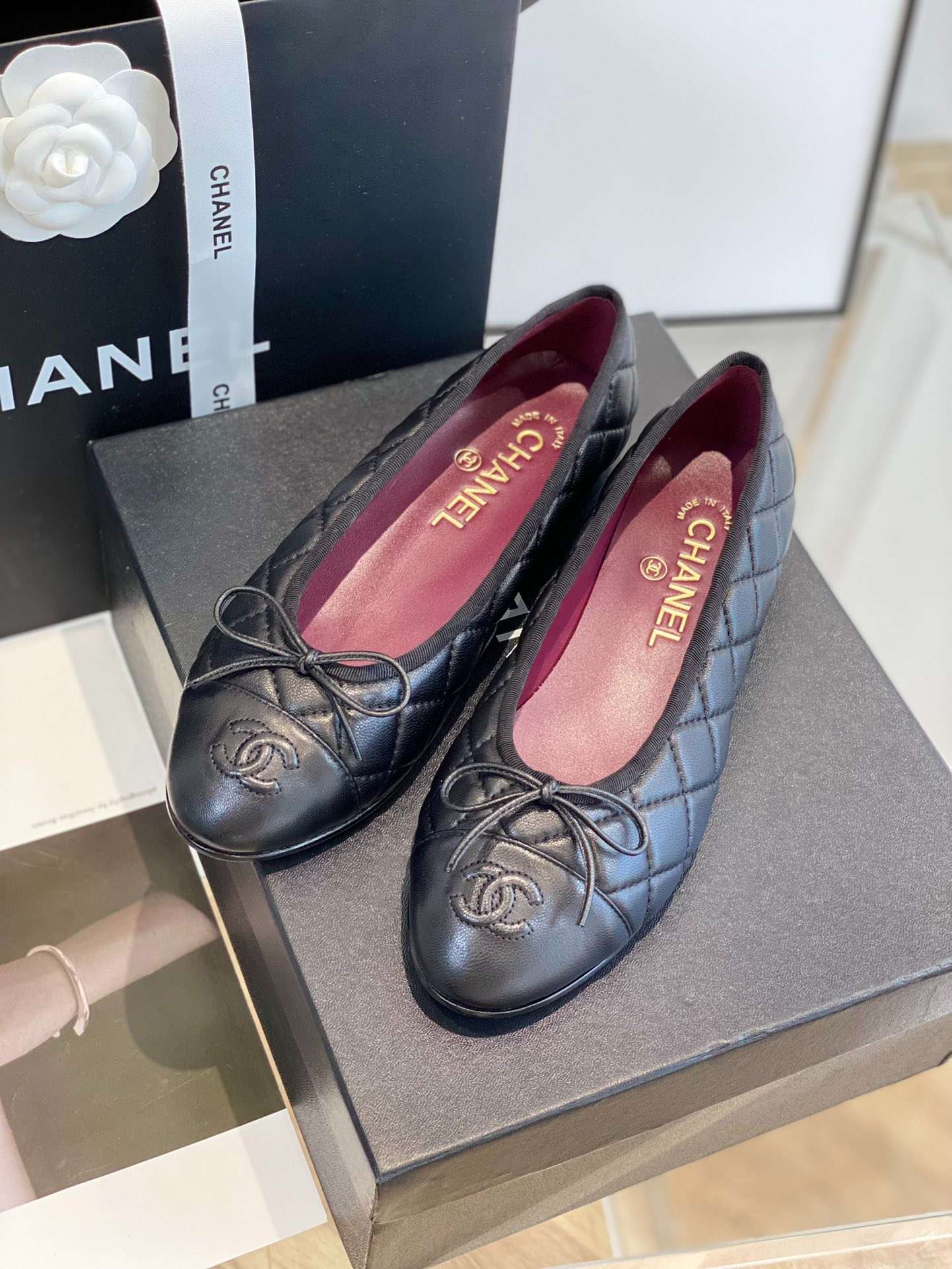 Ch**el Ballet Flats Black For Women