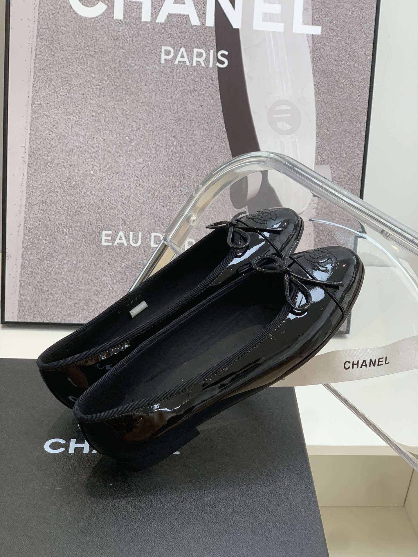 Ch**el Ballet Flats Black For Women
